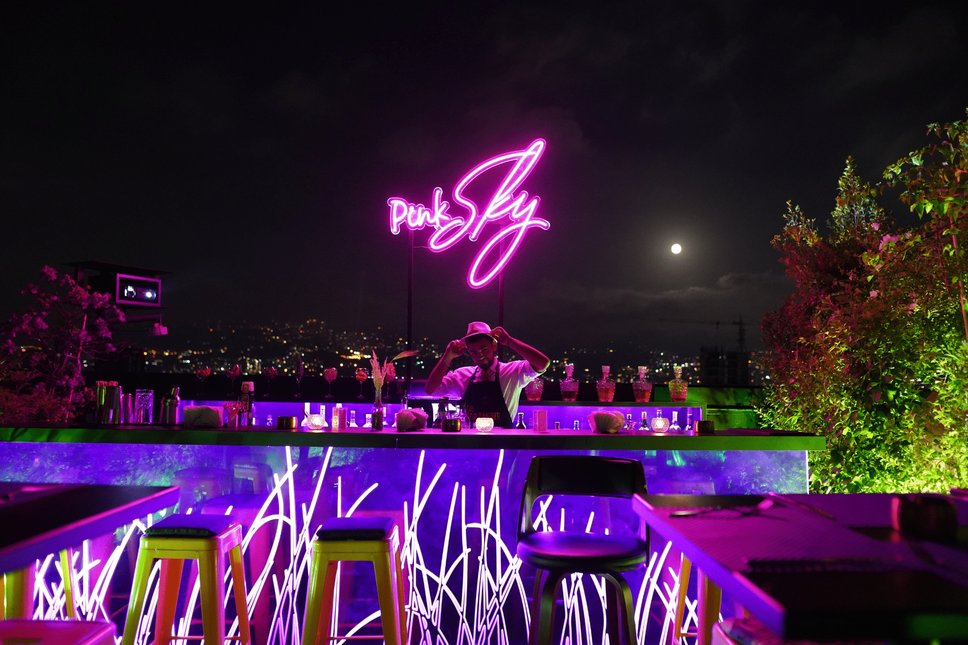 Pink-Sky-Rooftop-Experience