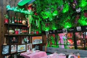 The Smallville Hotel | The Ultimate Guide to the Smallville Hotel Restaurants Da-sophia-best-restaurants-in-beirut