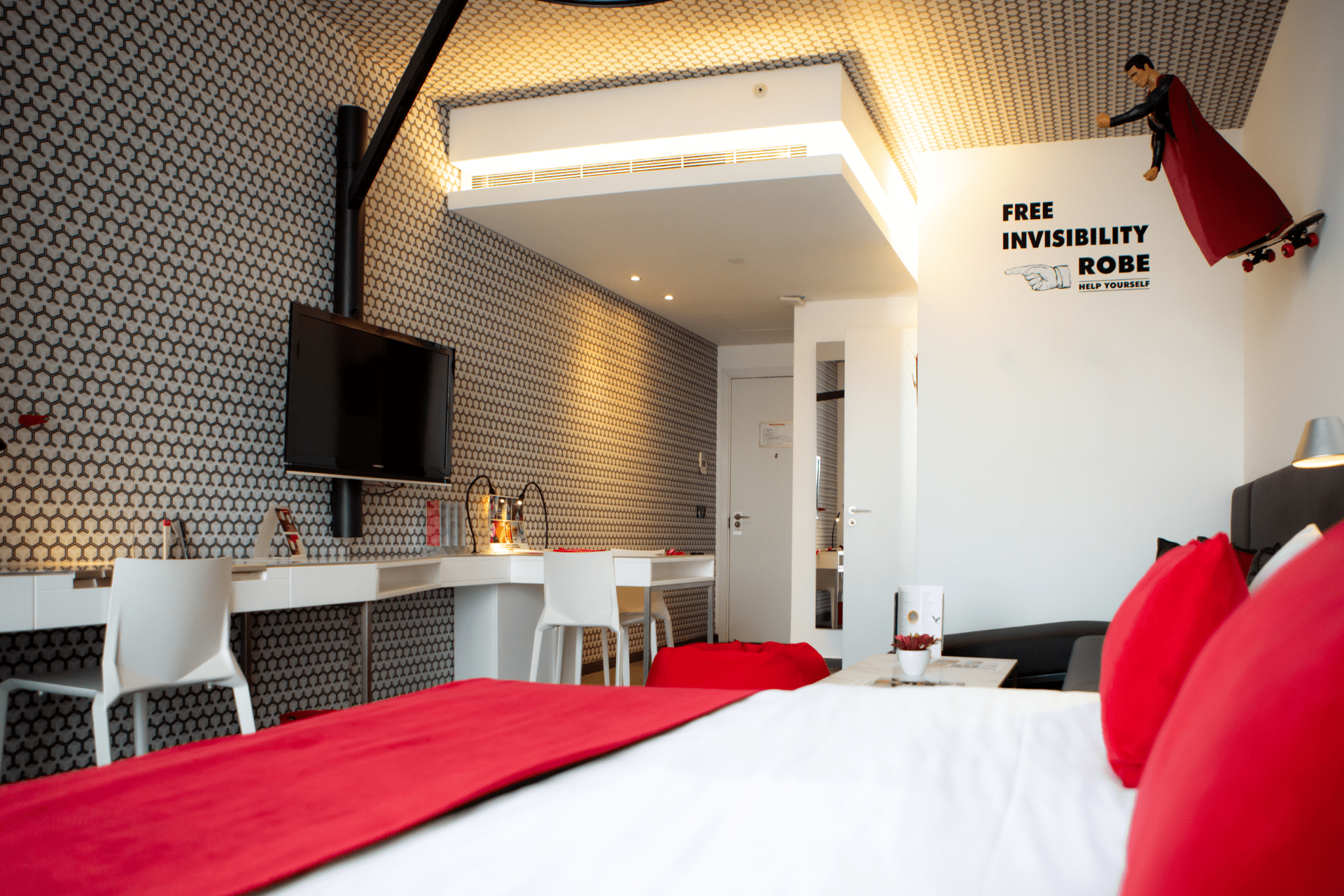 The Smallville Hotel | Booking Lebanon’s Finest at The Smallville Hotel booking lebanon's best stay