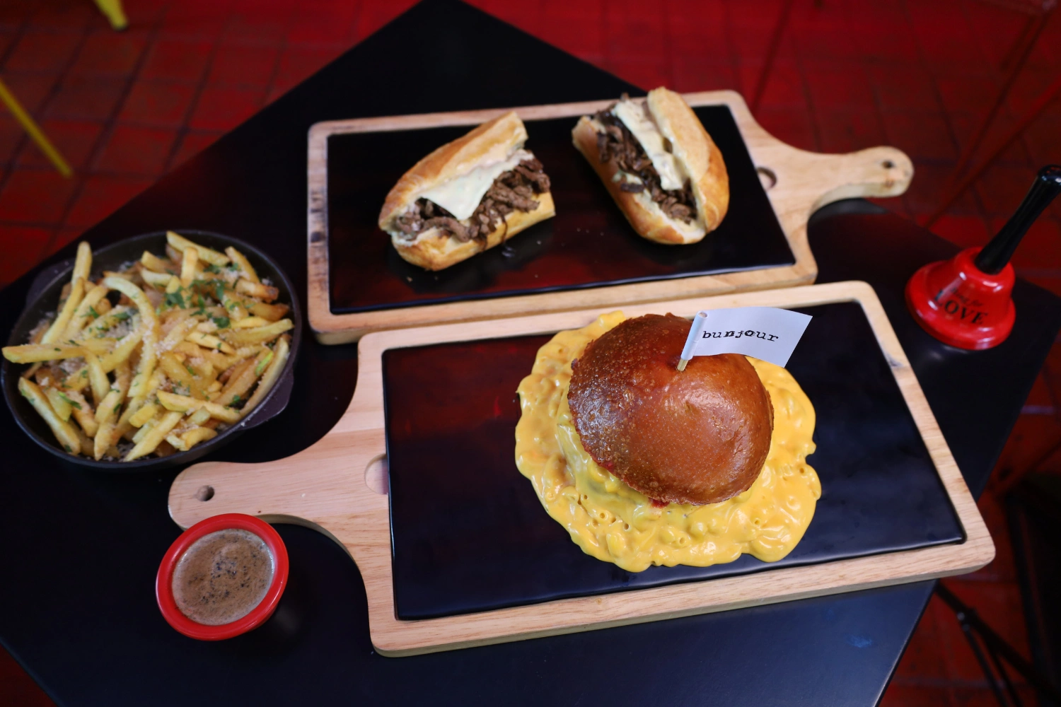 The Smallville Hotel | Restaurants in Badaro – Beirut All-American-Flavors-at-best-Restaurants-in-beirut