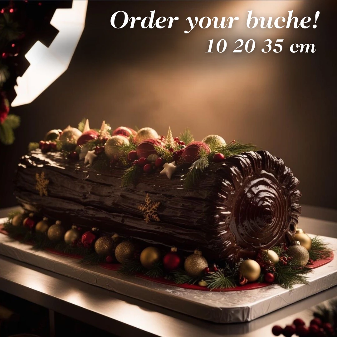 The Smallville Hotel | The Most Marvellous December at The Smallville Hotel ! 30cm 45 (5)