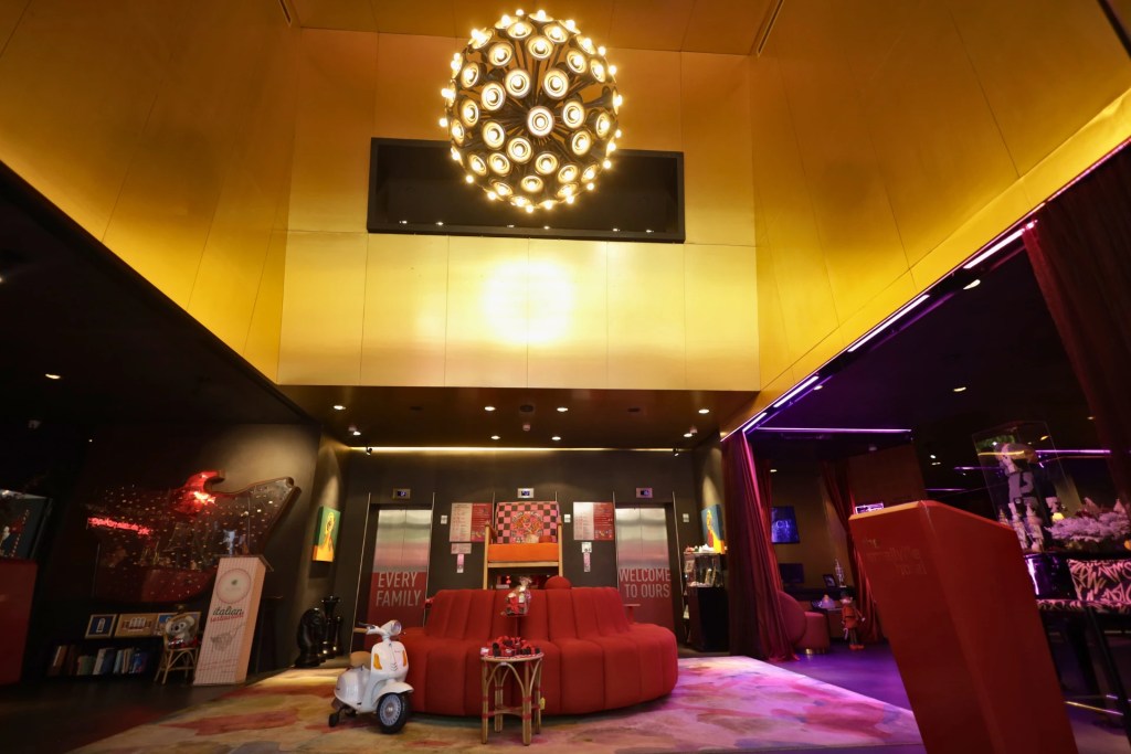 smallville hotels in lebanon