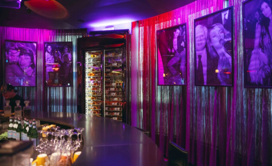 eet Me Bar at The Smallville Hotel in Beirut, an elegant Italian piano bar lounge with cozy seating and a stylish ambiance.