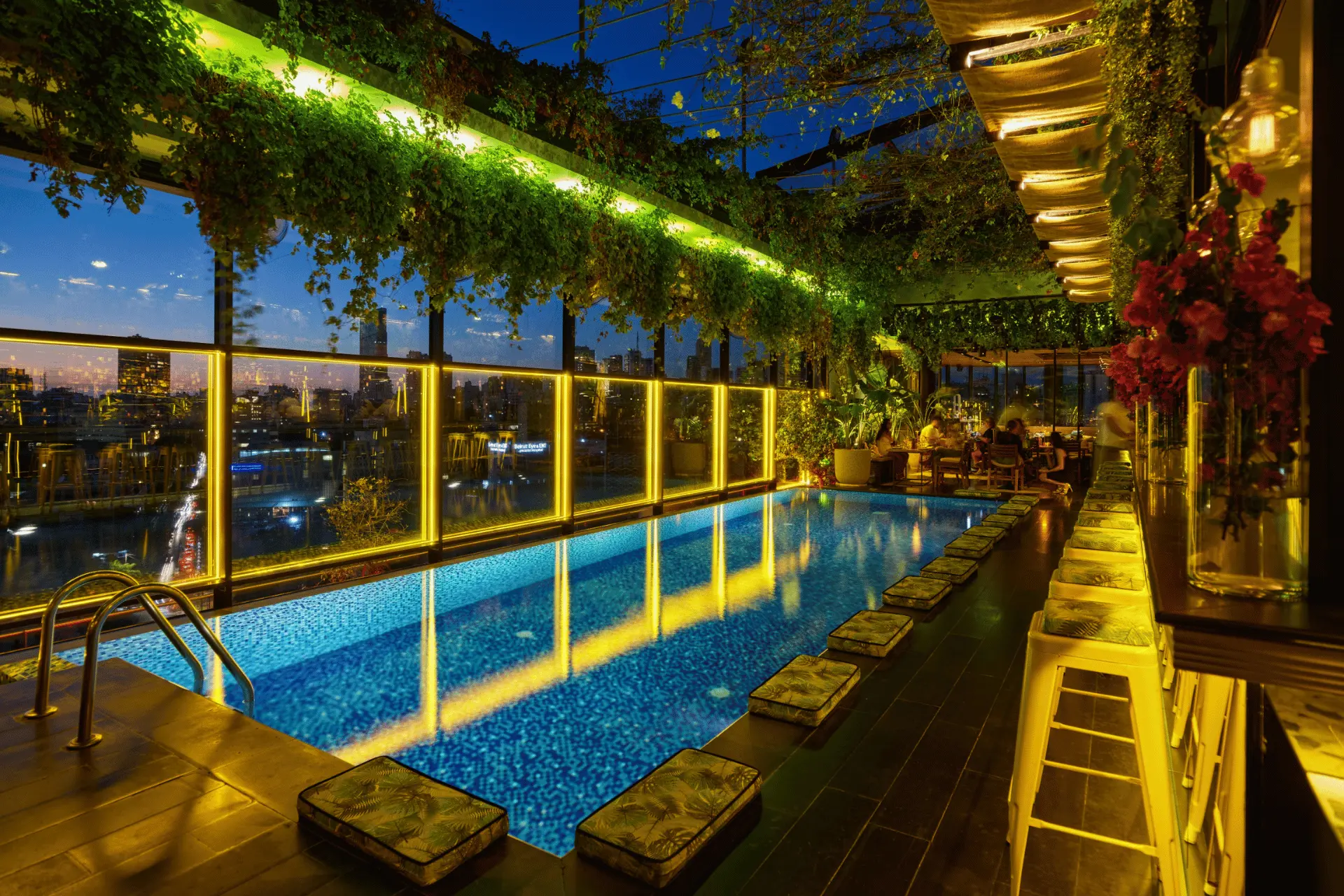 luxury hotel in Beirut
