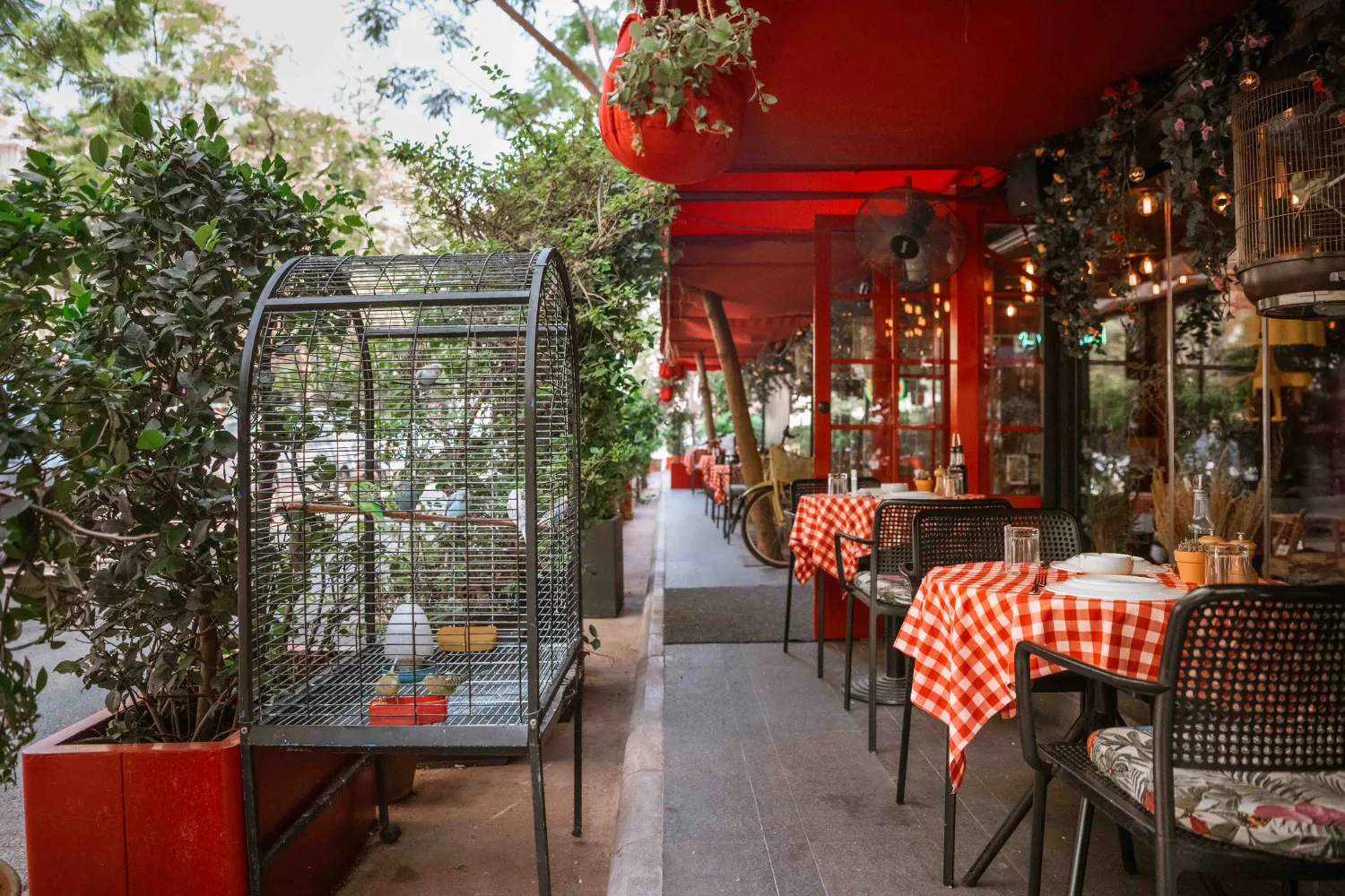 The Smallville Hotel | Da Sophia Italian Restaurant Terrace at Da Sophia Italian restaurant Beirut